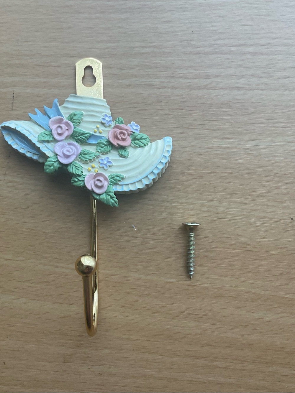Vintage Avon Collectible Decorative Wall Hook Hat